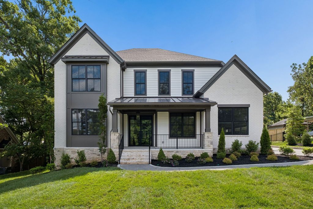 2808 White Oak Dr, Nashville