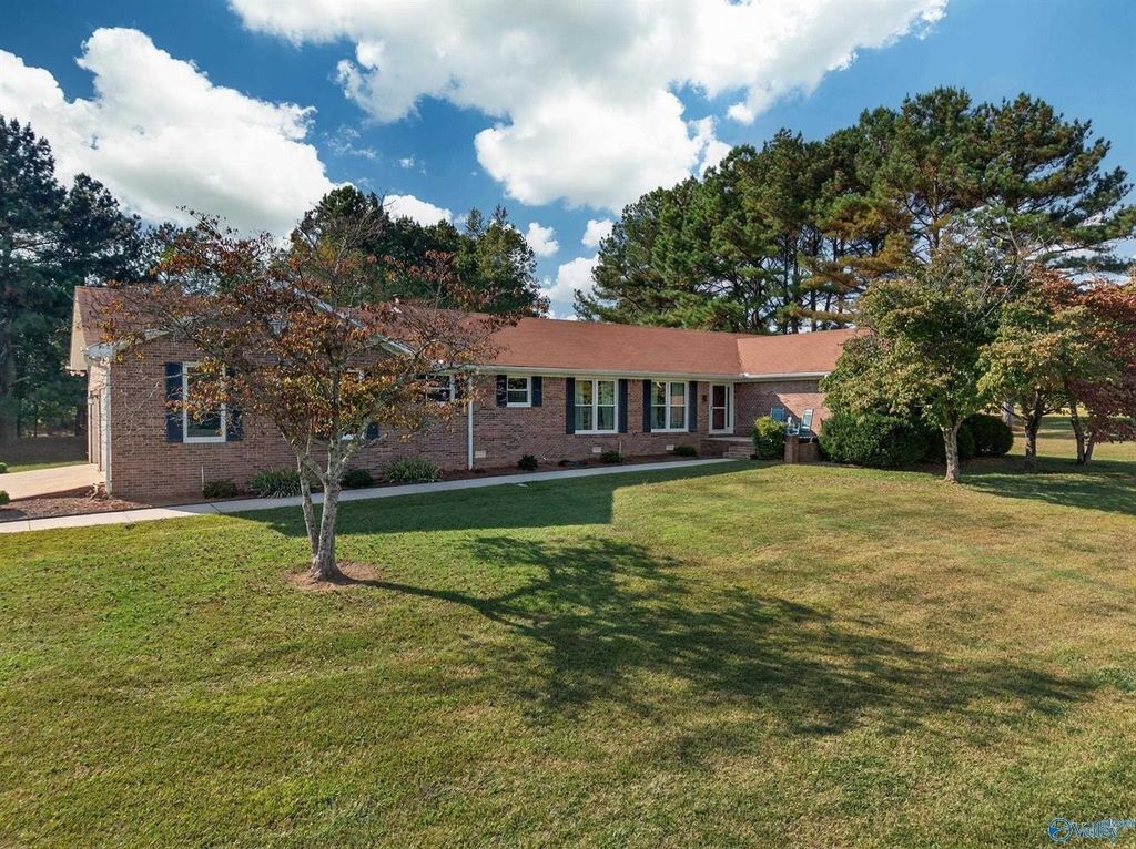 296 Mulberry Rd, Hazel Green