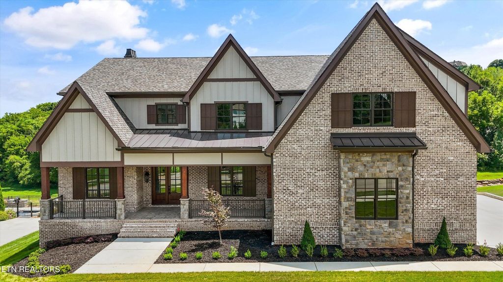 330 Barnsley Rd, Knoxville