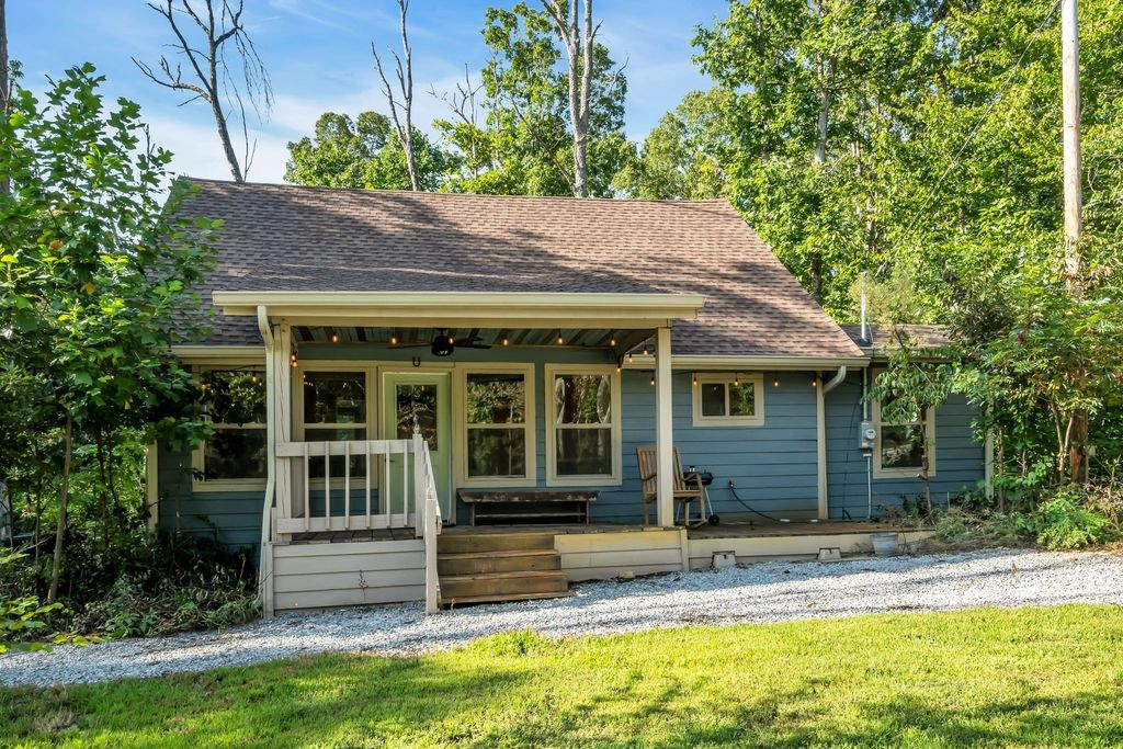285 Tooley Trail Lane, Mc Ewen