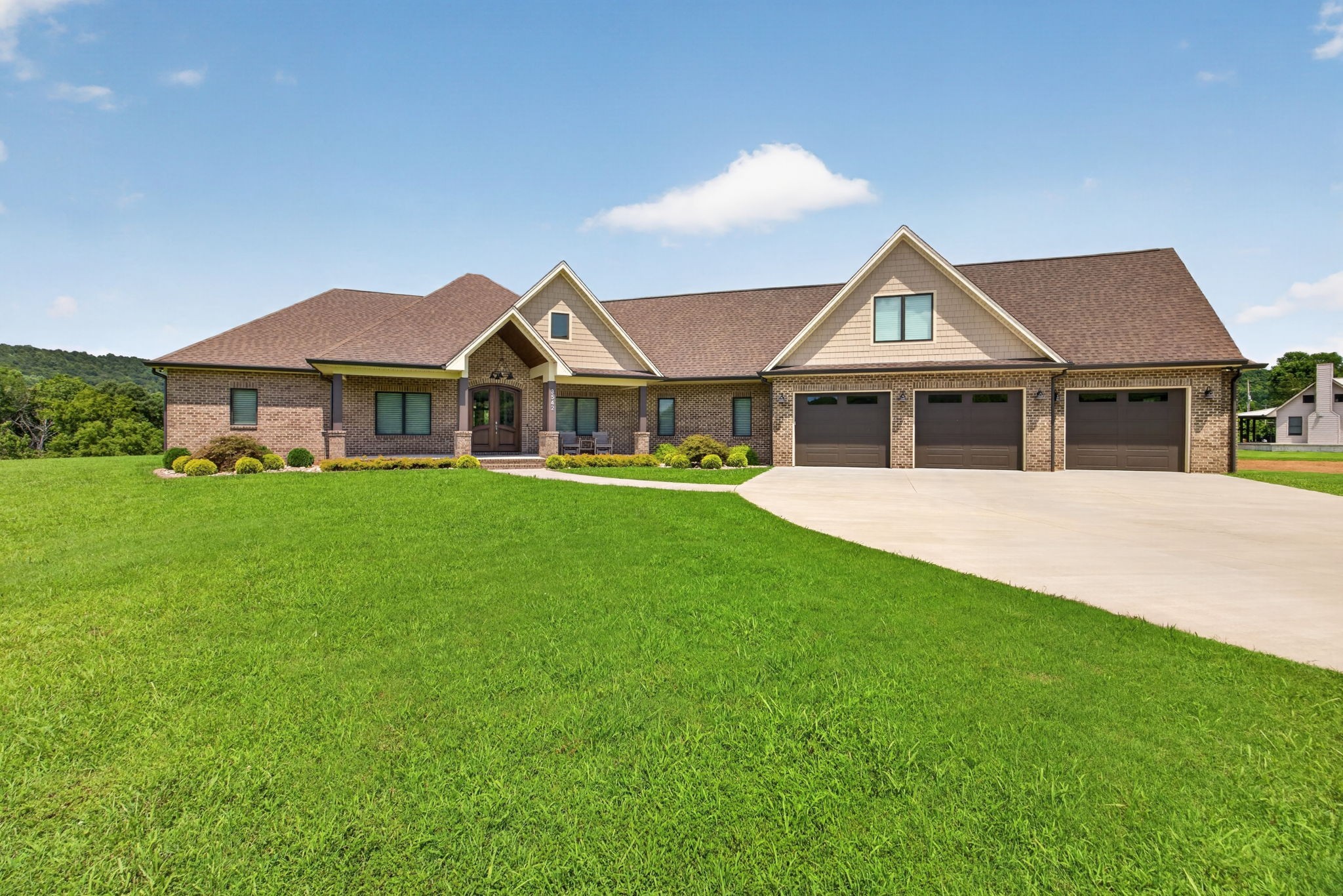 Photo of Listing #3505977