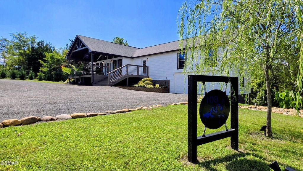 108 Bay View Point, Sevierville