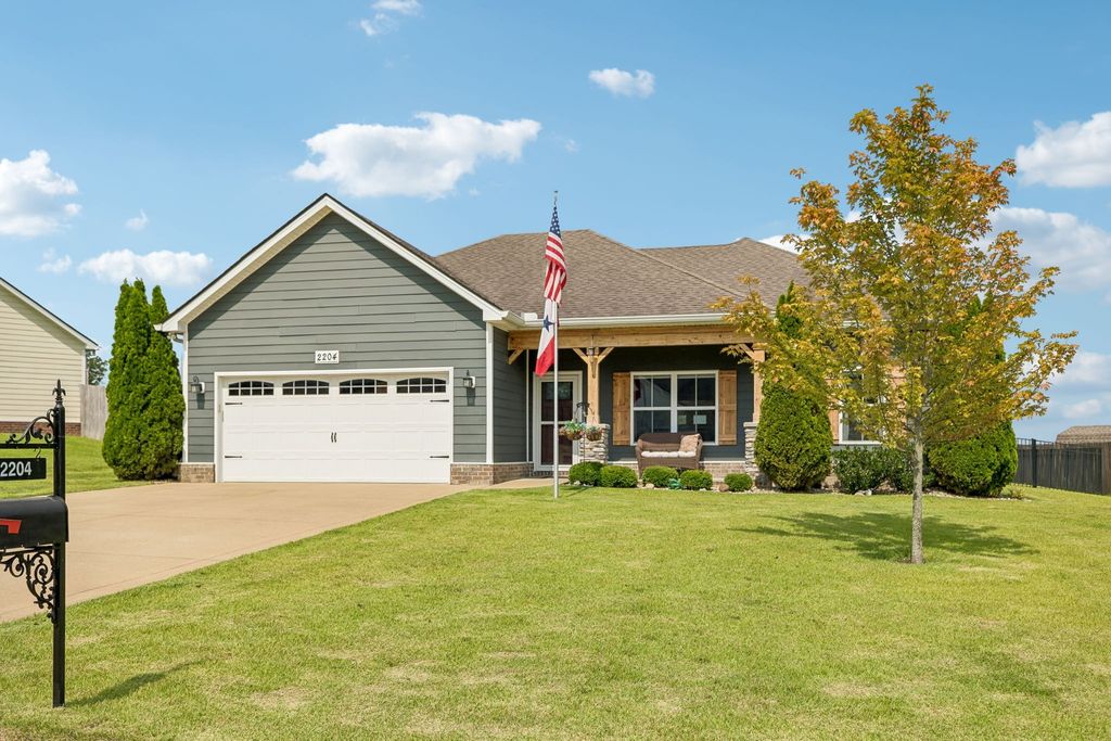 2204 Bee Hive Dr, Columbia