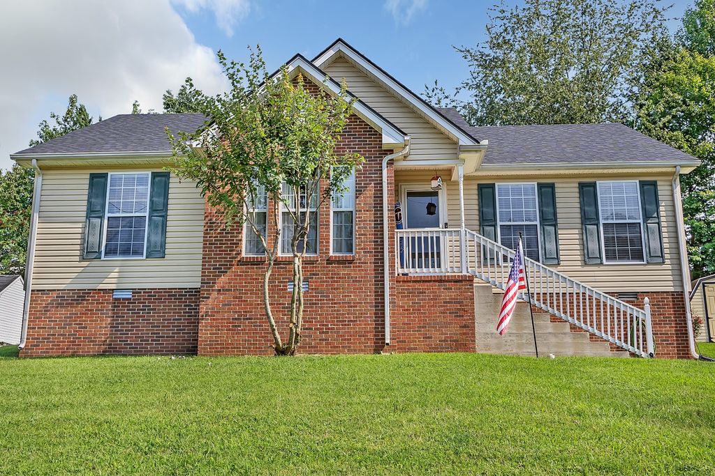 1043 Woodbrier Ln, Greenbrier
