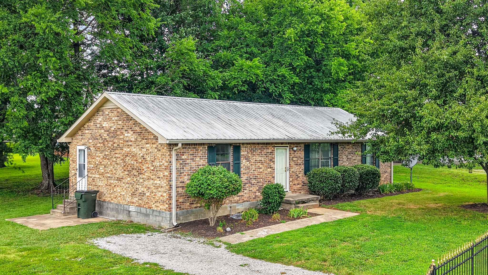 Photo of Listing #3506505