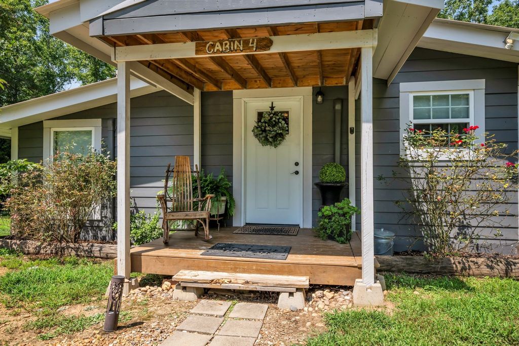 790 Tooley Trail Lane, Mc Ewen