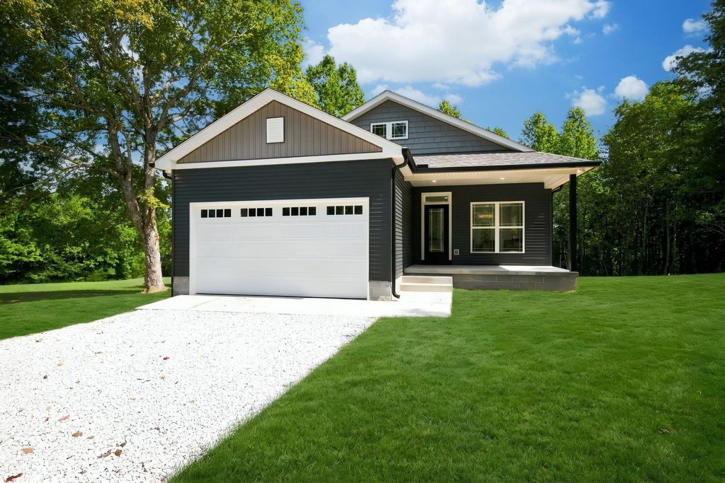 1063 Promise Land Road, Charlotte