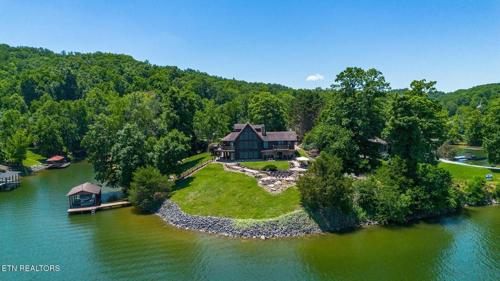 114 Chickasaw Point, Ten Mile