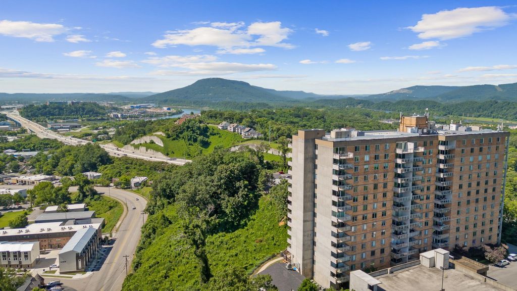 1131 Stringers Ridge Road 7c, Chattanooga