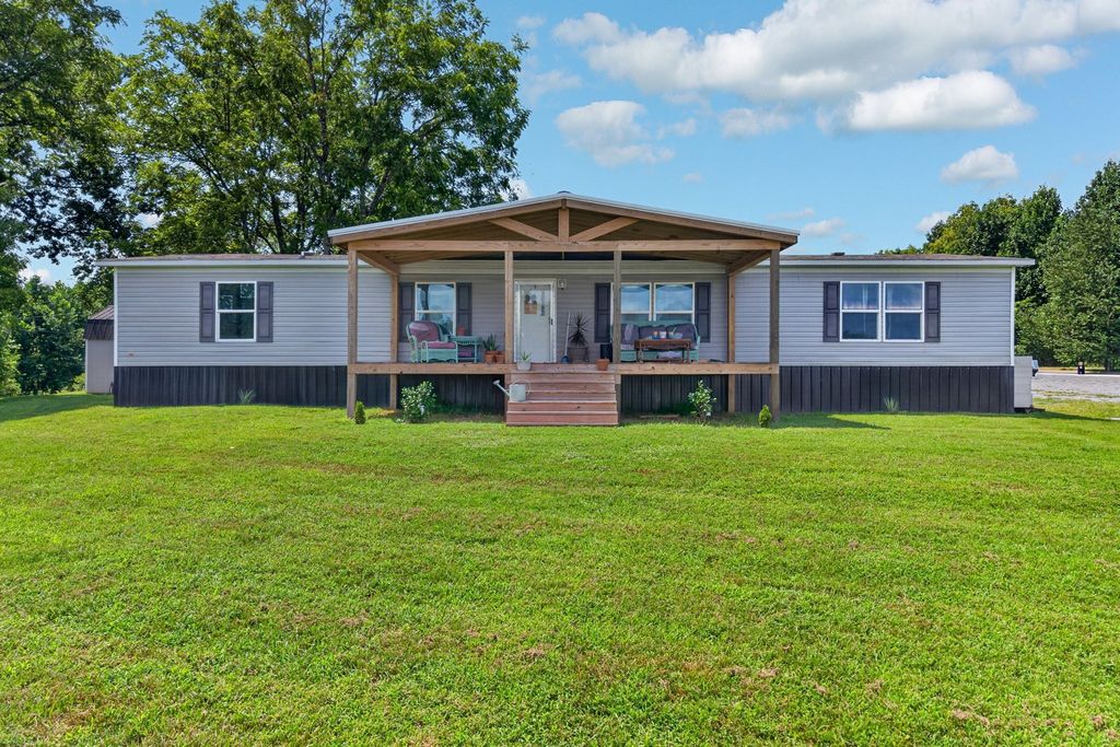380 Beaver Ln, Gainesboro