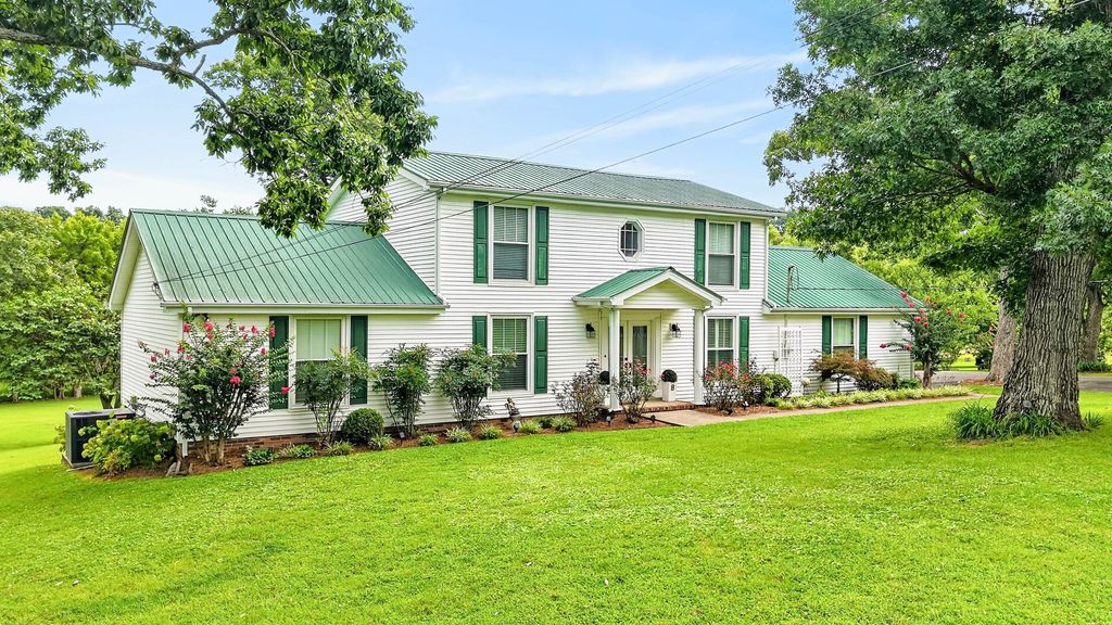 401 Bluegrass Ct, Lebanon