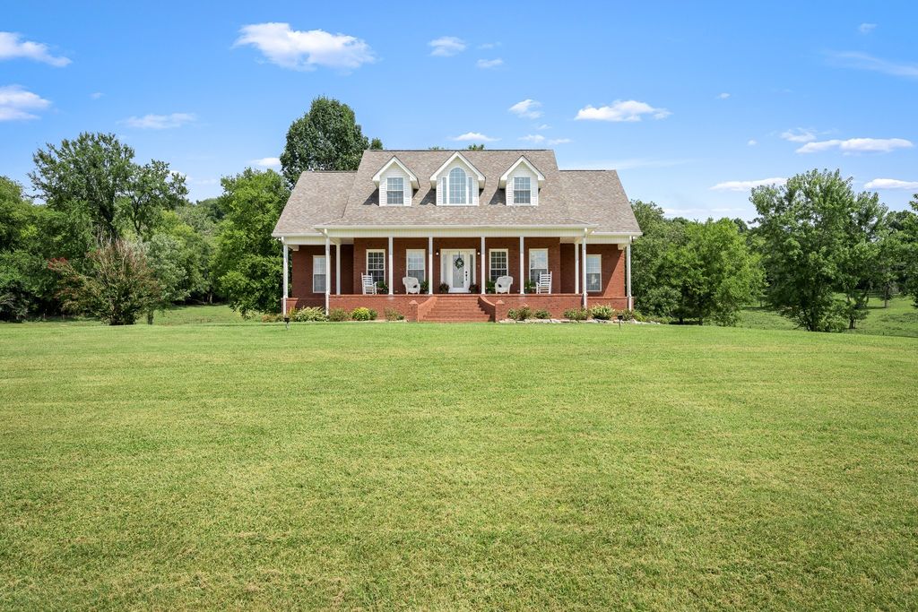 206 Hickerson Rd, Wartrace