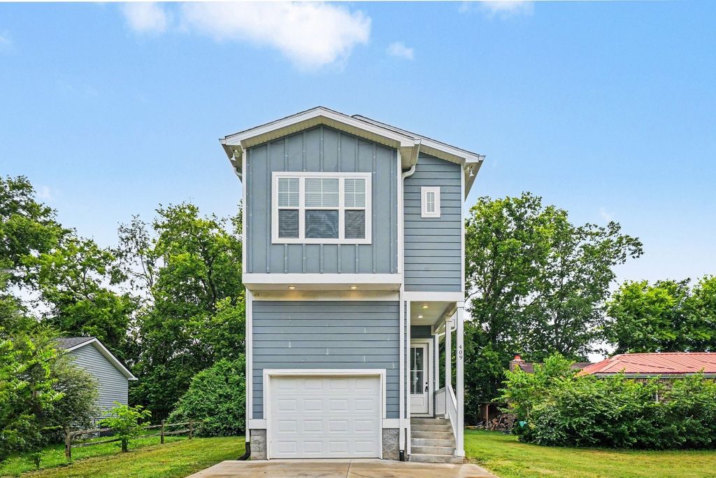 409 Magnolia St S, Gallatin