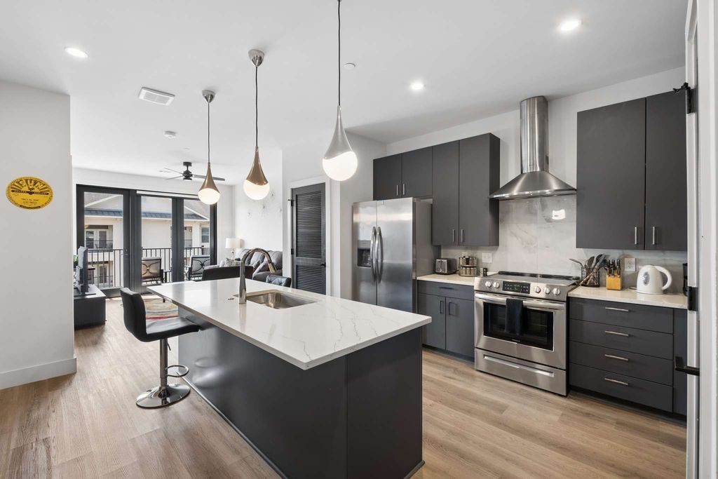 303 31st Ave N 408, Nashville