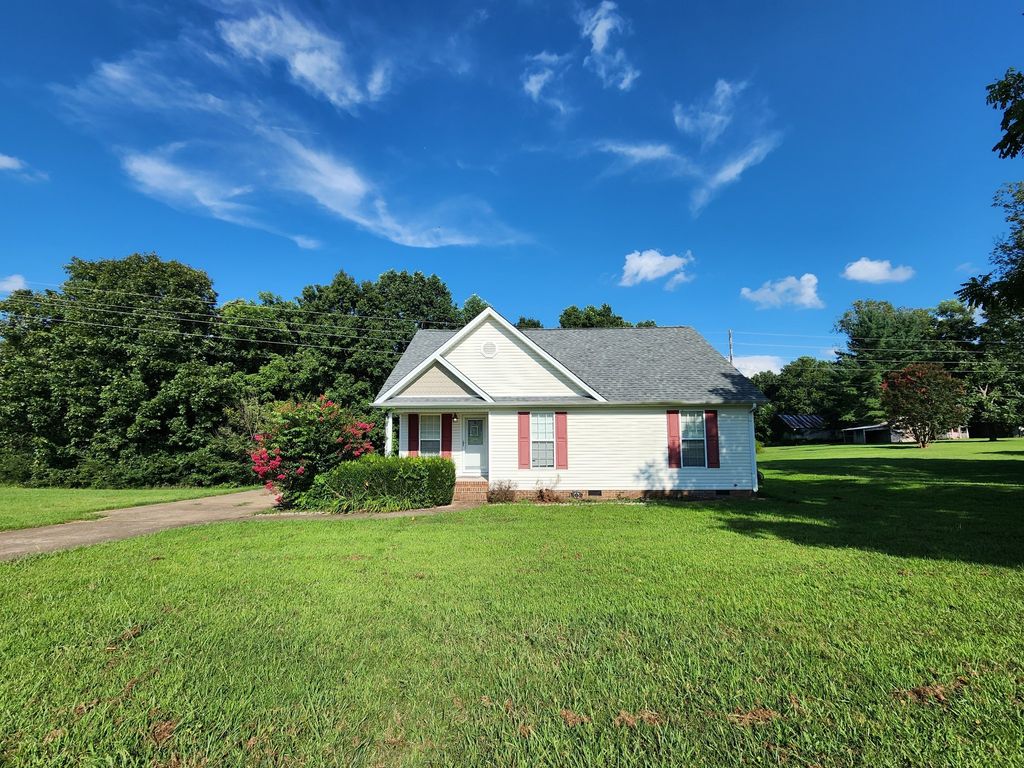 1149 Oak Grove Rd, Goodspring