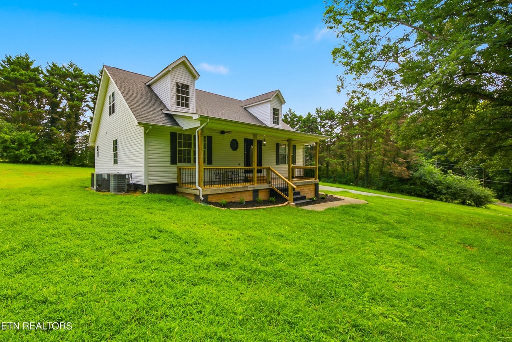 106 County Road 333, Niota