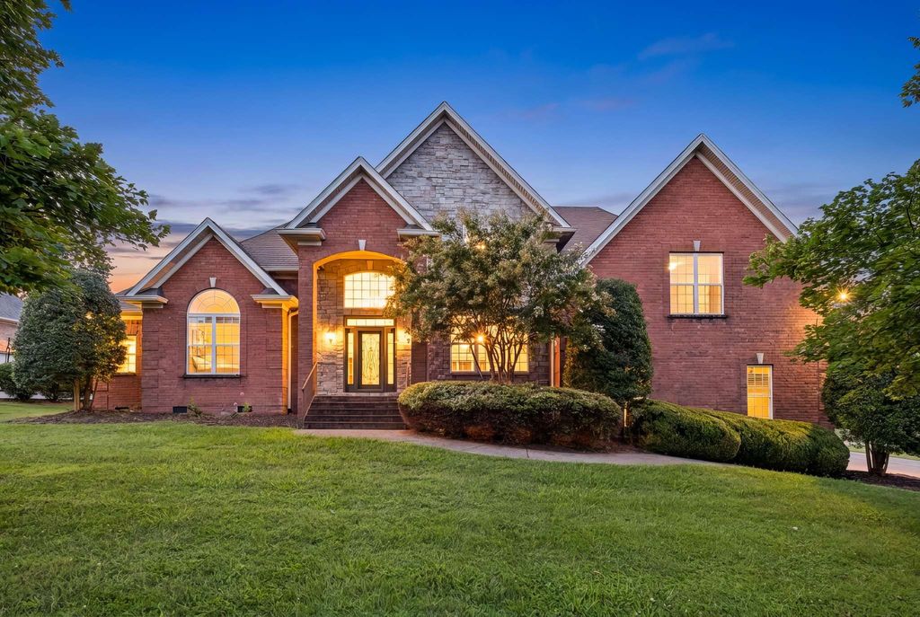 2200 Brienz Valley Dr, Franklin