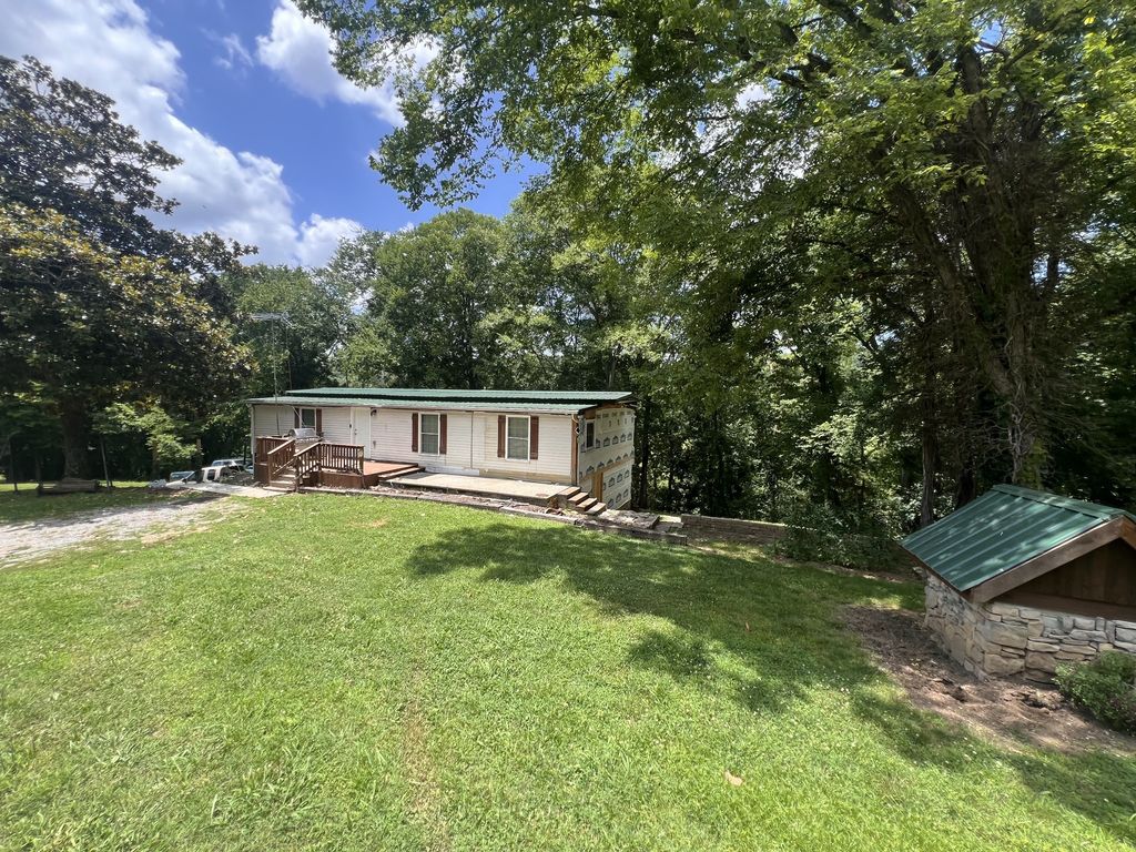 2205 Dowell Branch Rd, Columbia