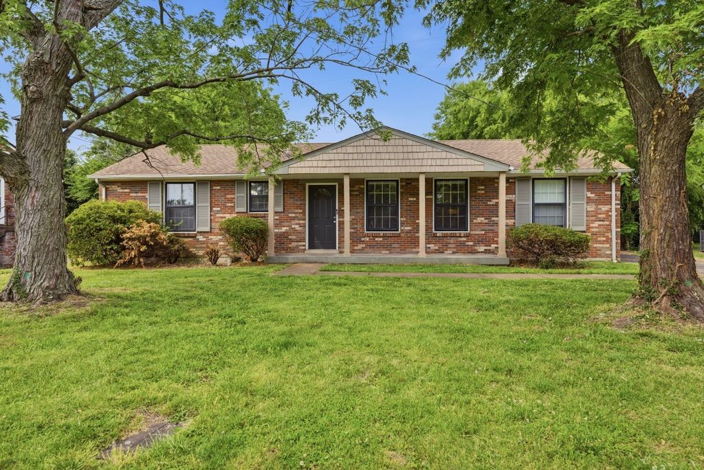 441 Lynn Dr, Nashville