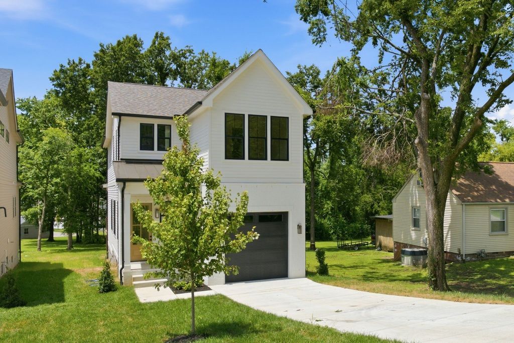 565b Croley Dr, Nashville