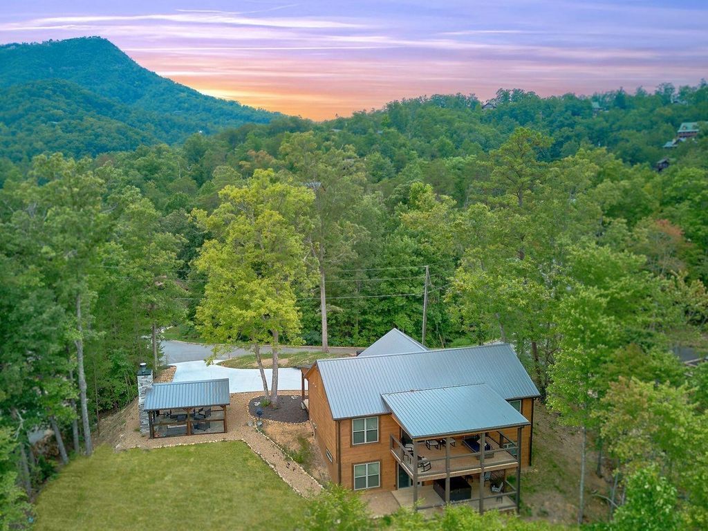 1815 Deer Haven Road, Sevierville