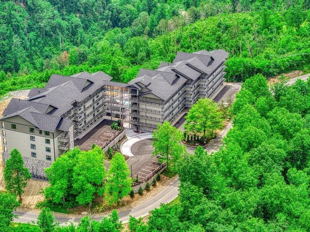 855 Campbell Lead Road 406, Gatlinburg