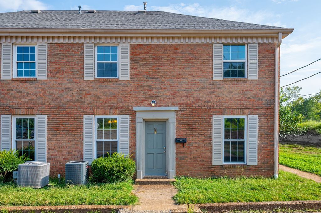 323 Forest Park Rd 5-8, Madison