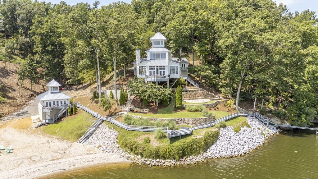 199 Lakeshore Ln, Counce