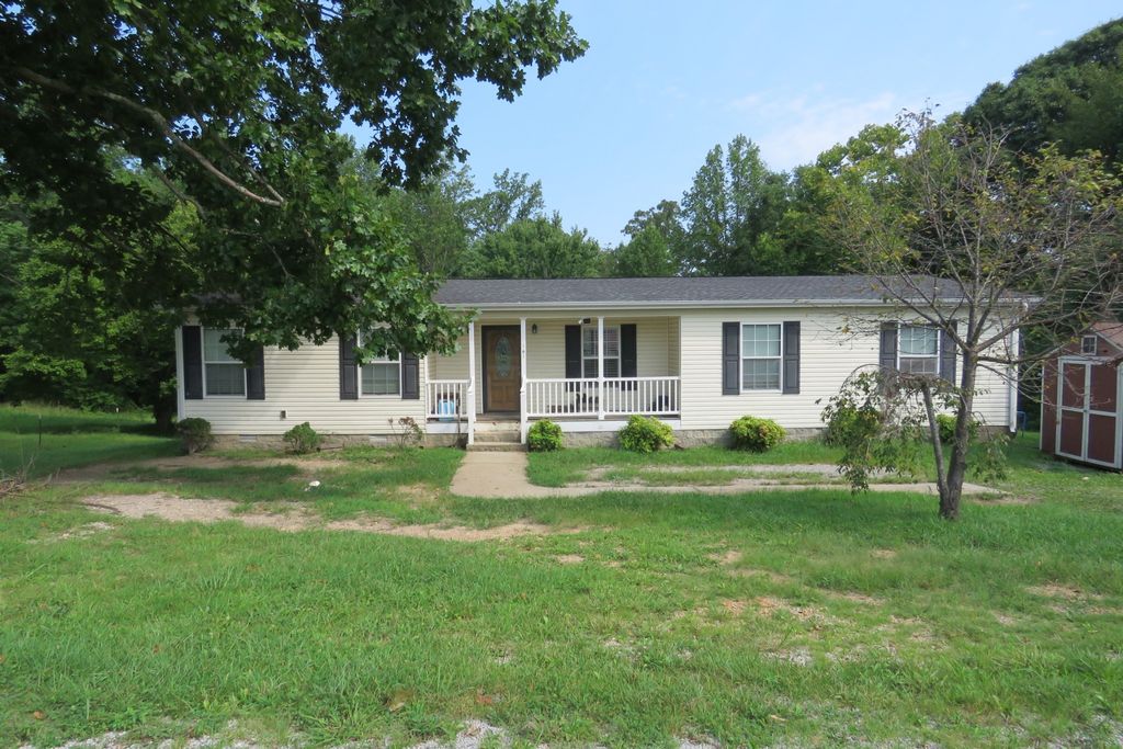 767 Moore Rd, Cookeville