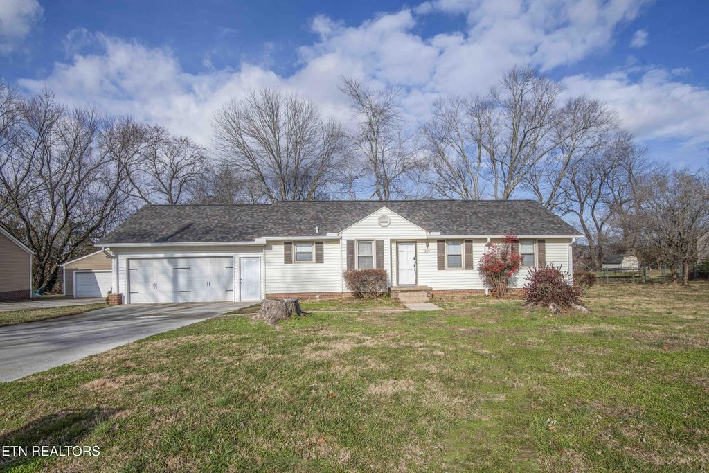 209 N Laurel Circle, Knoxville