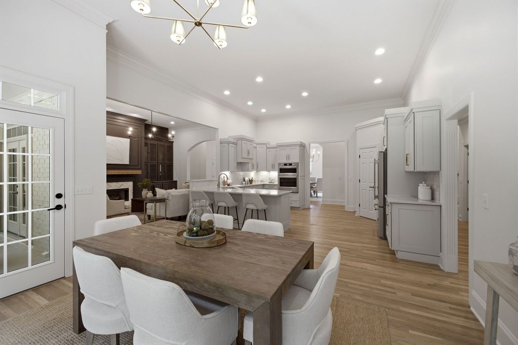 9067 Fallswood Ln, Brentwood