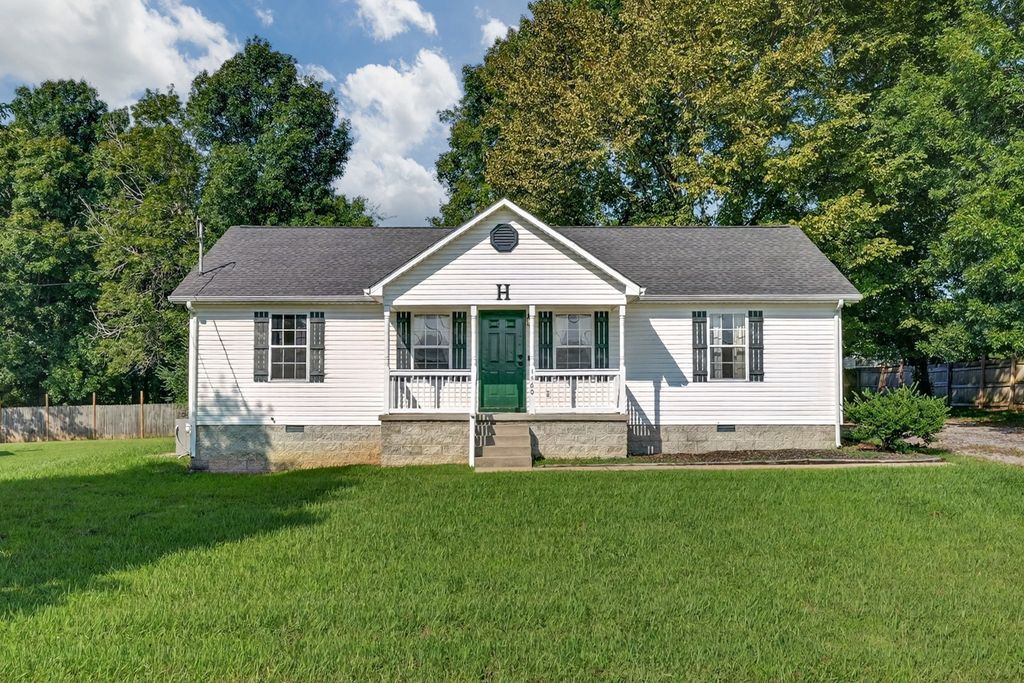 1460 Titan Way, Lewisburg