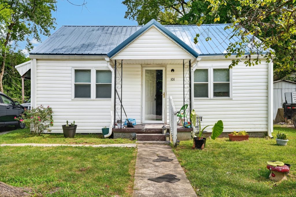 101 S Legion Cir, Hopkinsville
