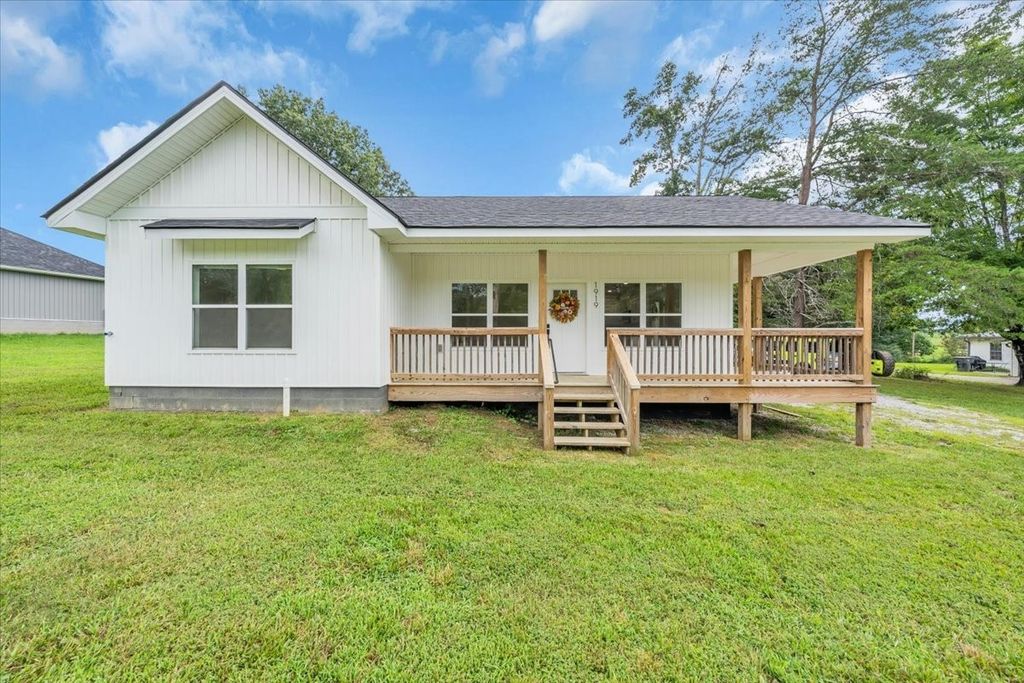 1919 Yager Rd, McMinnville