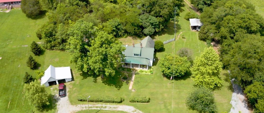 315 Old Lincoln Rd, Fayetteville
