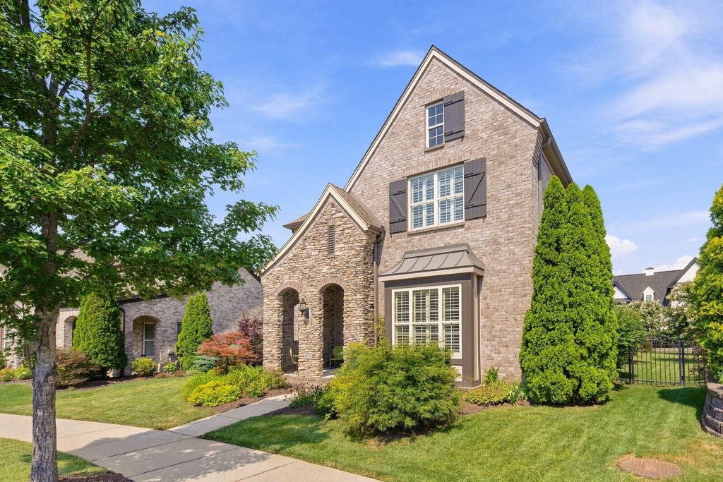 1652 Noah Ln, Gallatin