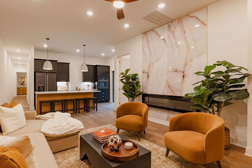 3509 Charlotte Ave W 101, Nashville