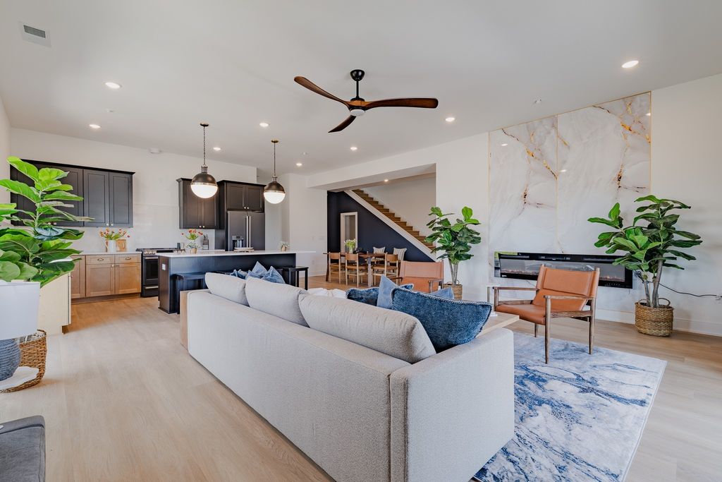 3509 Charlotte Ave W 501, Nashville