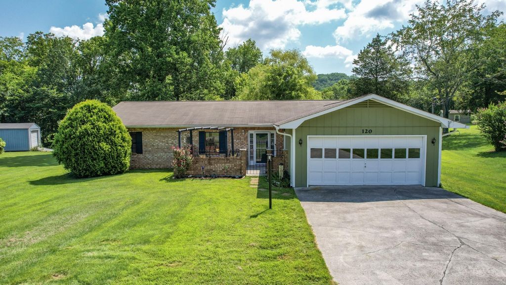 120 Brook Drive Nw, Cleveland