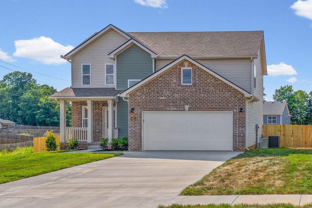 613 Chatsworth Drive, Clarksville
