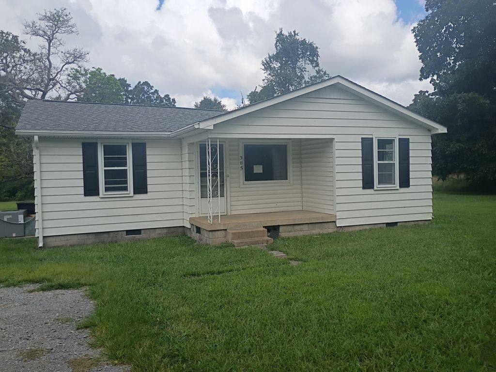 305 Marbury Rd, Tullahoma