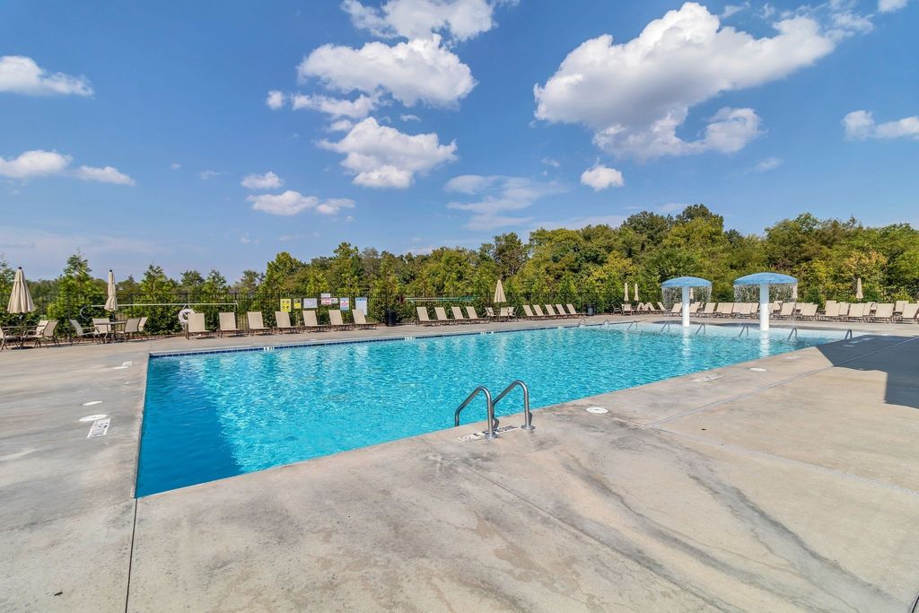 1474 Cotillion Dr, Murfreesboro