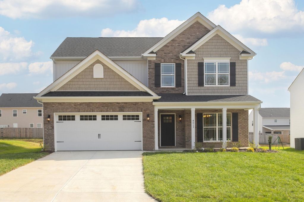5019 Salient Dr, Spring Hill