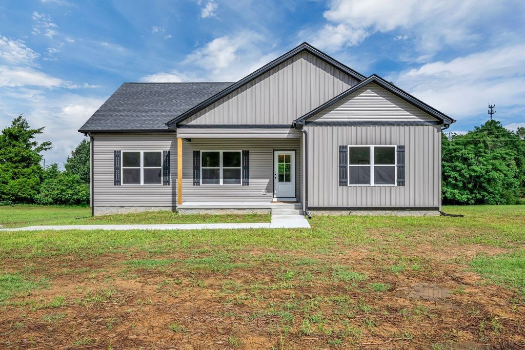 1442 East Piney Road, Dickson
