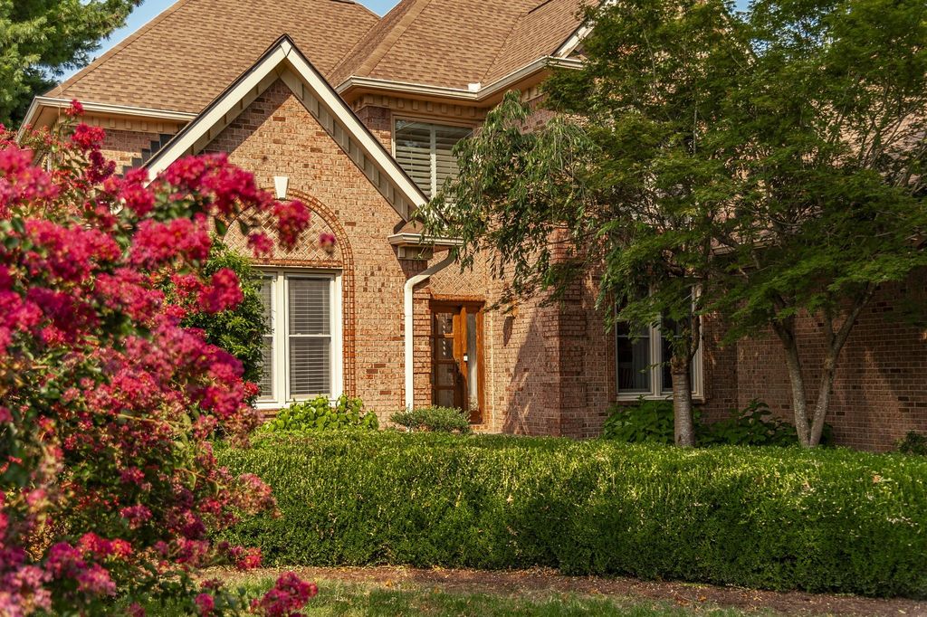 1040 Kendras Run, Gallatin