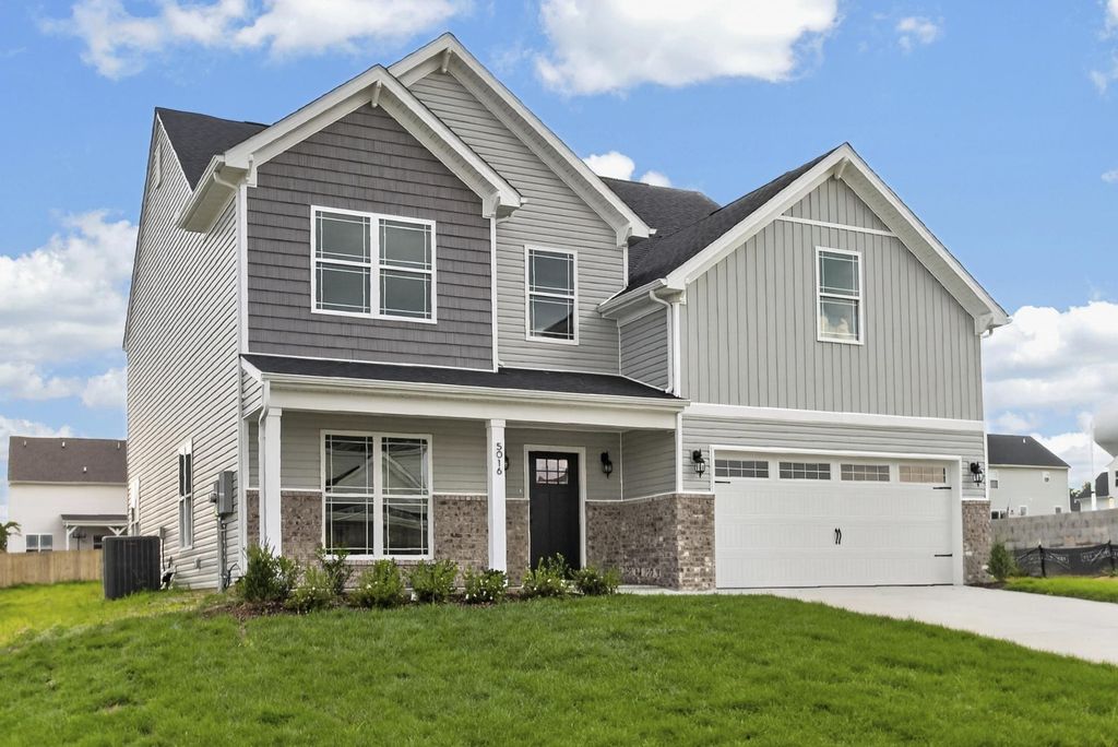 5016 Salient Dr, Spring Hill