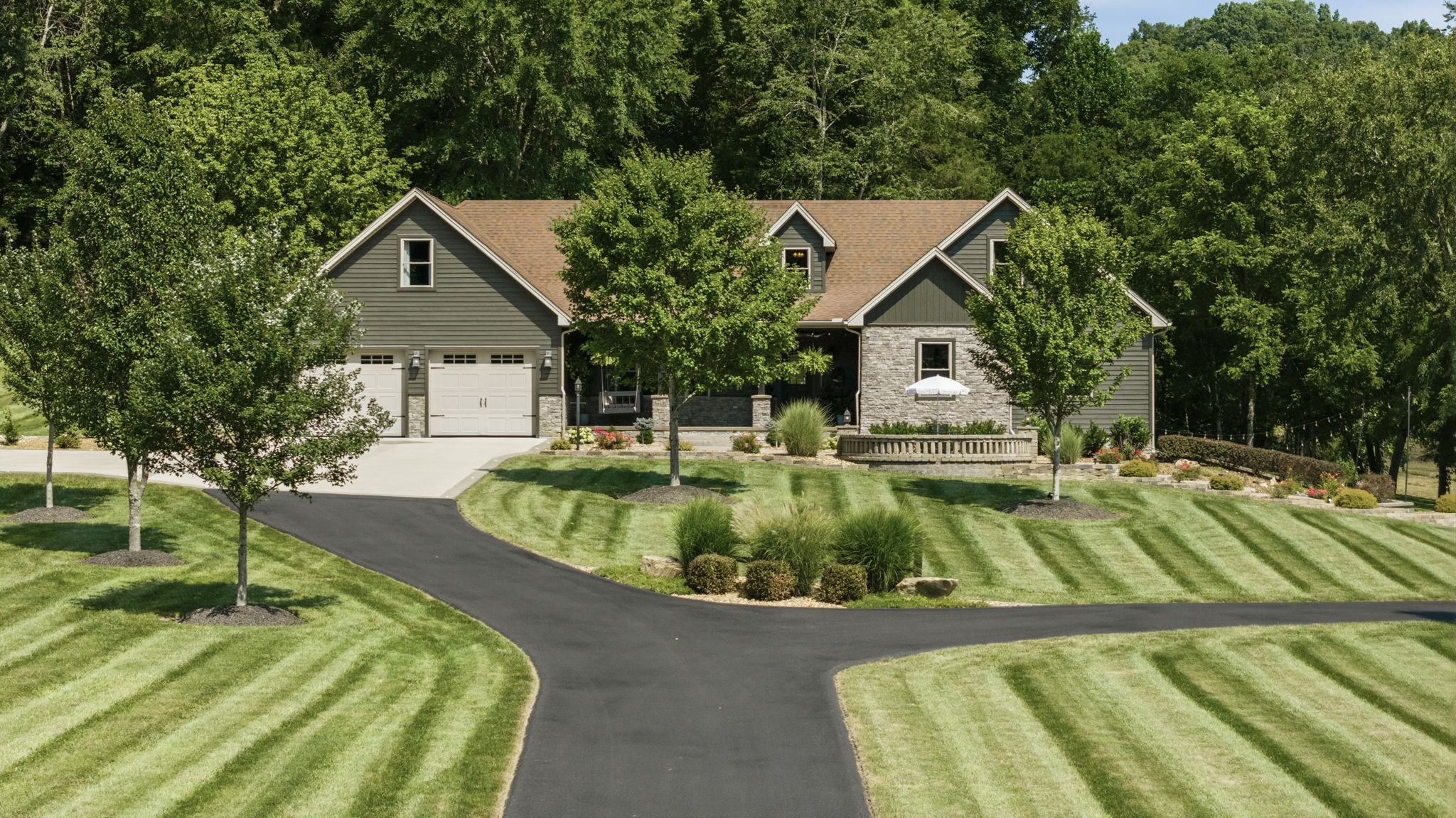 Photo of Listing #3512450