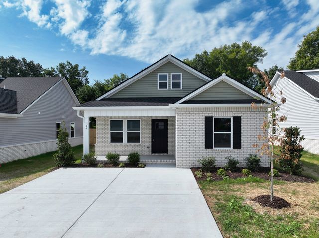 94 Donna Dr, Hendersonville