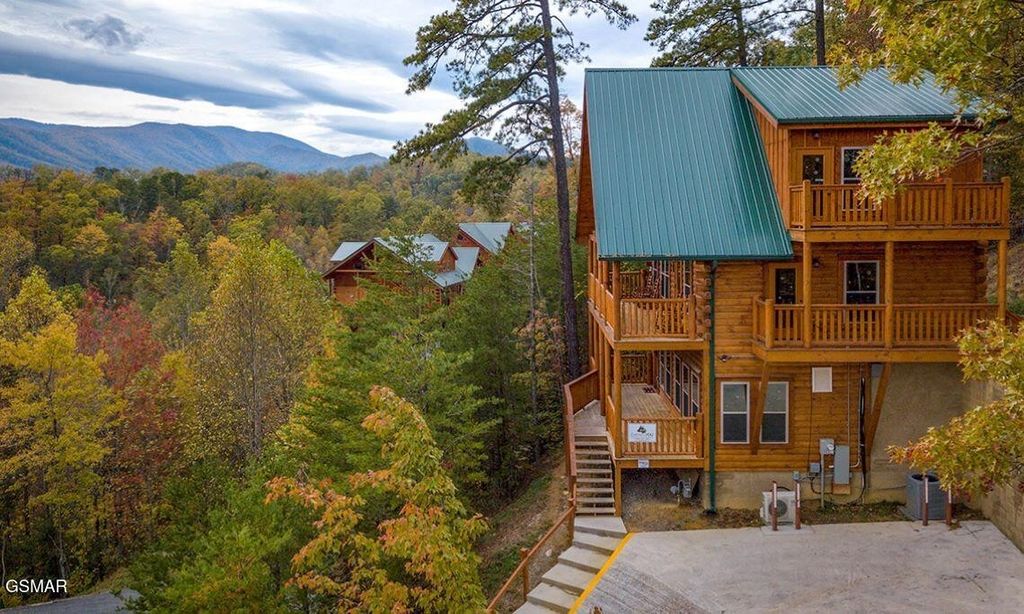 4326 Forest Ridge Way, Pigeon Forge