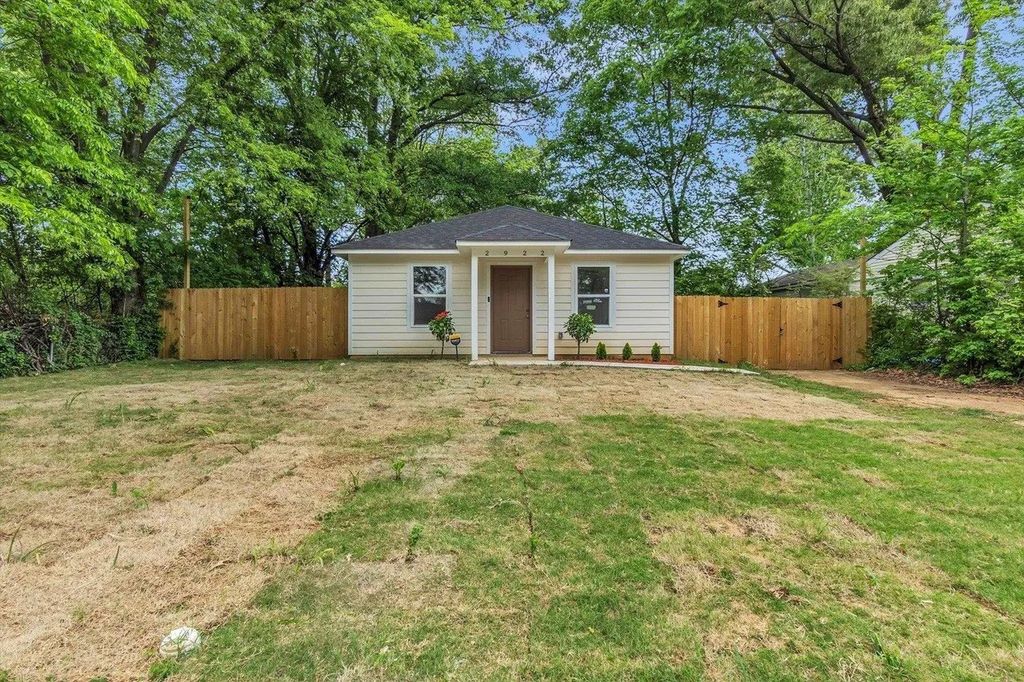 2922 Semmes St, Memphis